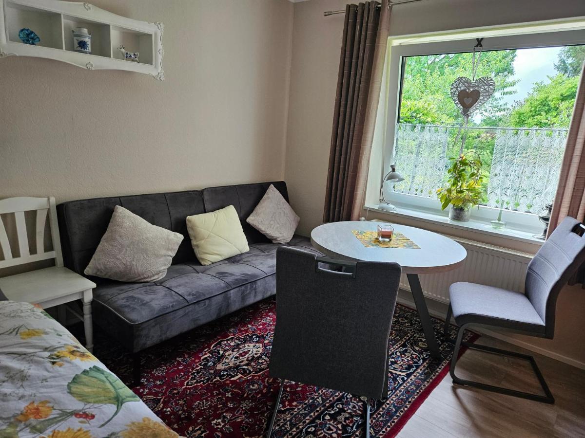 Ferienwohnung 2 Am Park Divitz-Spoldershagen ภายนอก รูปภาพ